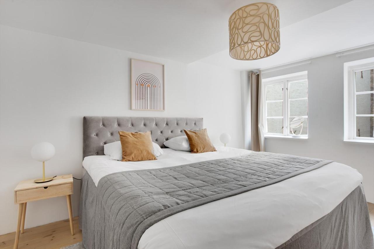 Sanders Main - Endearing Two-Bedroom Duplex Apartment With A Balcony Next To Magical Nyhavn コペンハーゲン エクステリア 写真